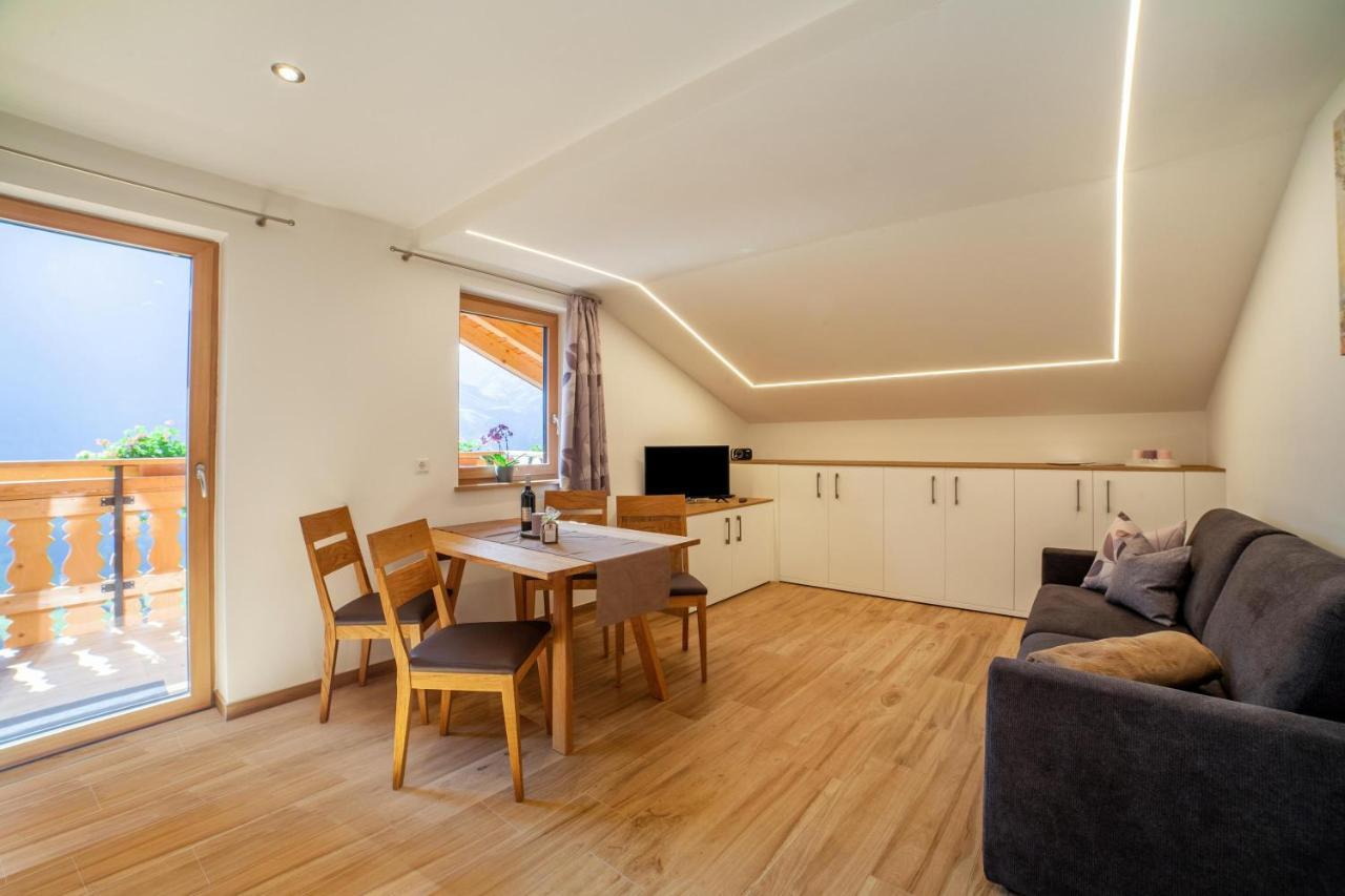 Innergasserhof Ferienwohnung Edelweiss San Martino di Castrozza Buitenkant foto